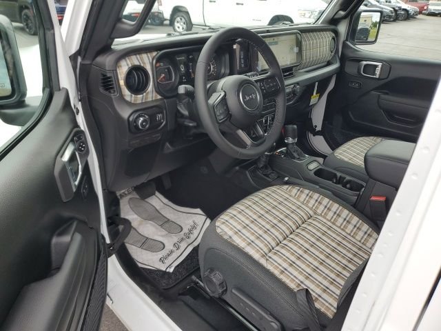 New 2026 Bright White Clearcoat Jeep 85th Anniversary Edition image 12