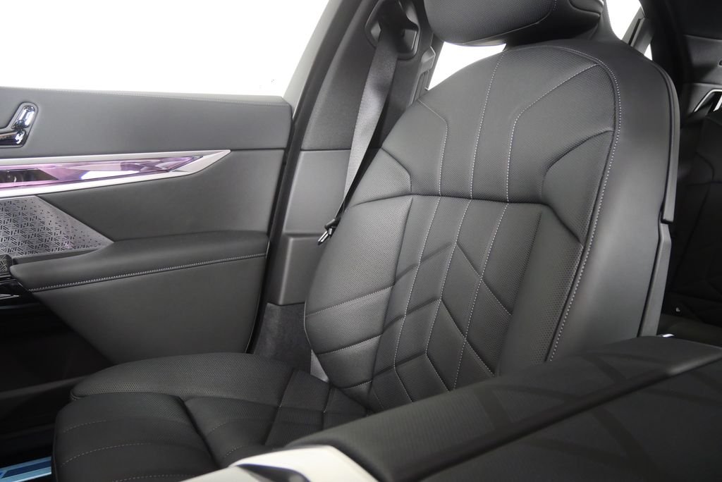 New 2026 Black Sapphire Metallic BMW eDrive50 image 23