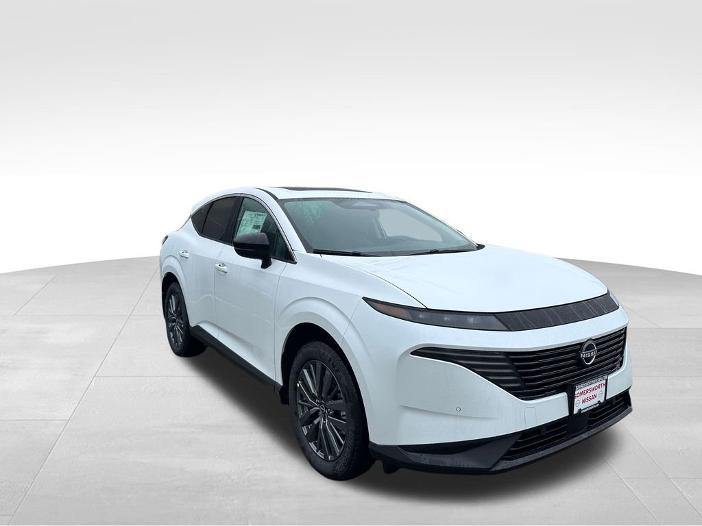 New 2026 Everest White Pearl TriCoat Nissan SL image 3