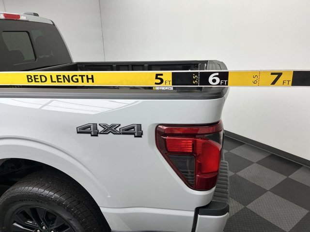 Used 2024 Avalanche Gray Ford XLT image 34