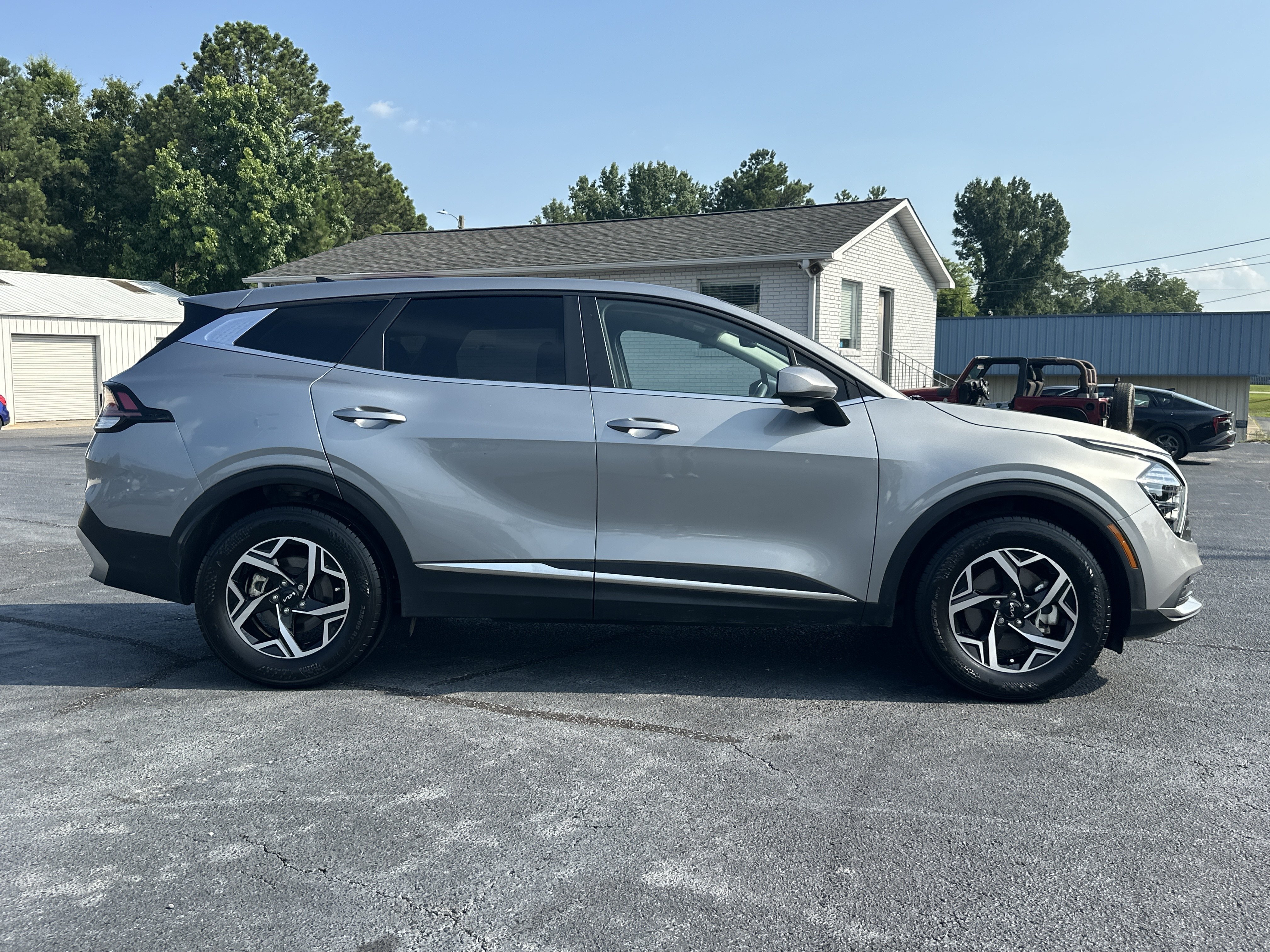 Used 2025 Steel Gray Kia LX image 9