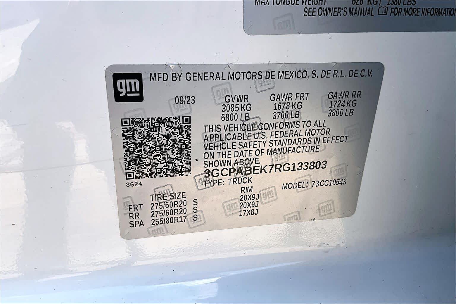 Used 2024 Summit White Chevrolet Custom image 37