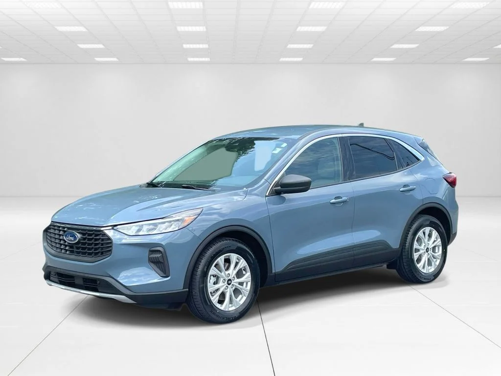Used 2023 Blue Ford Active image 3
