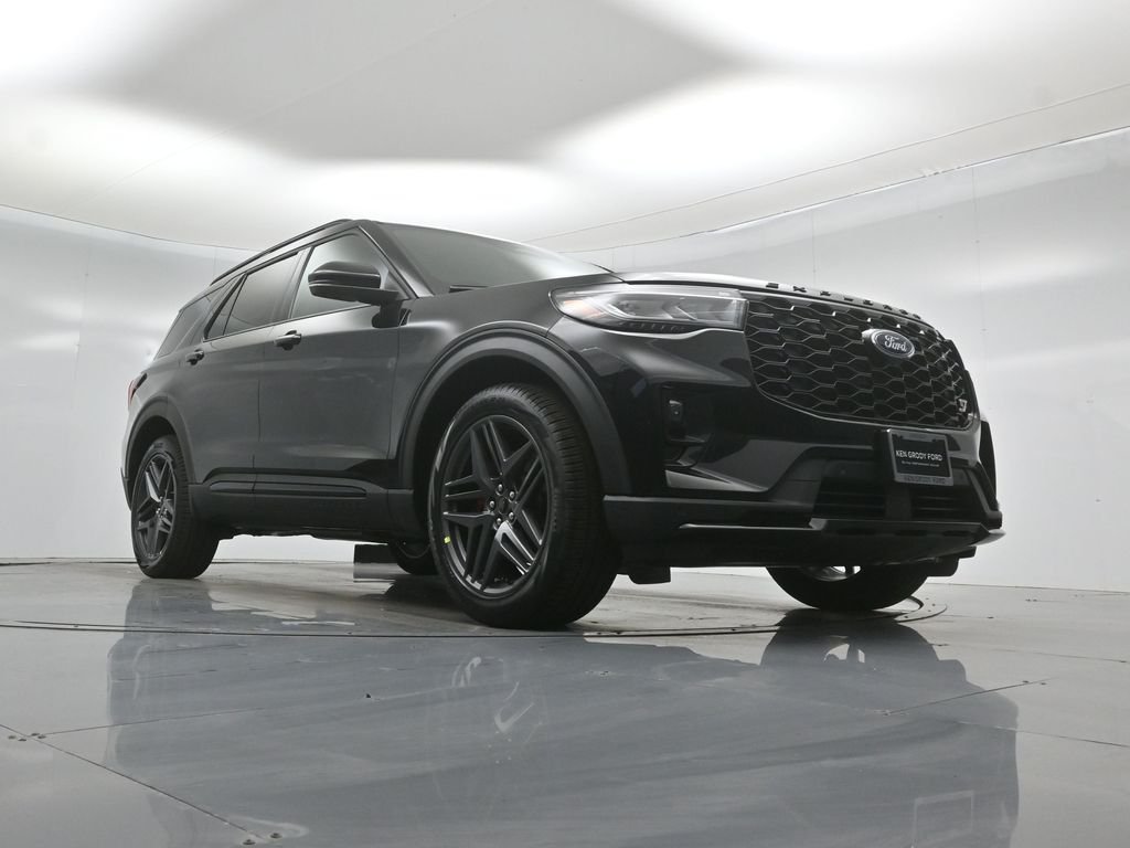 New 2026 Agate Black Metallic Ford ST image 46