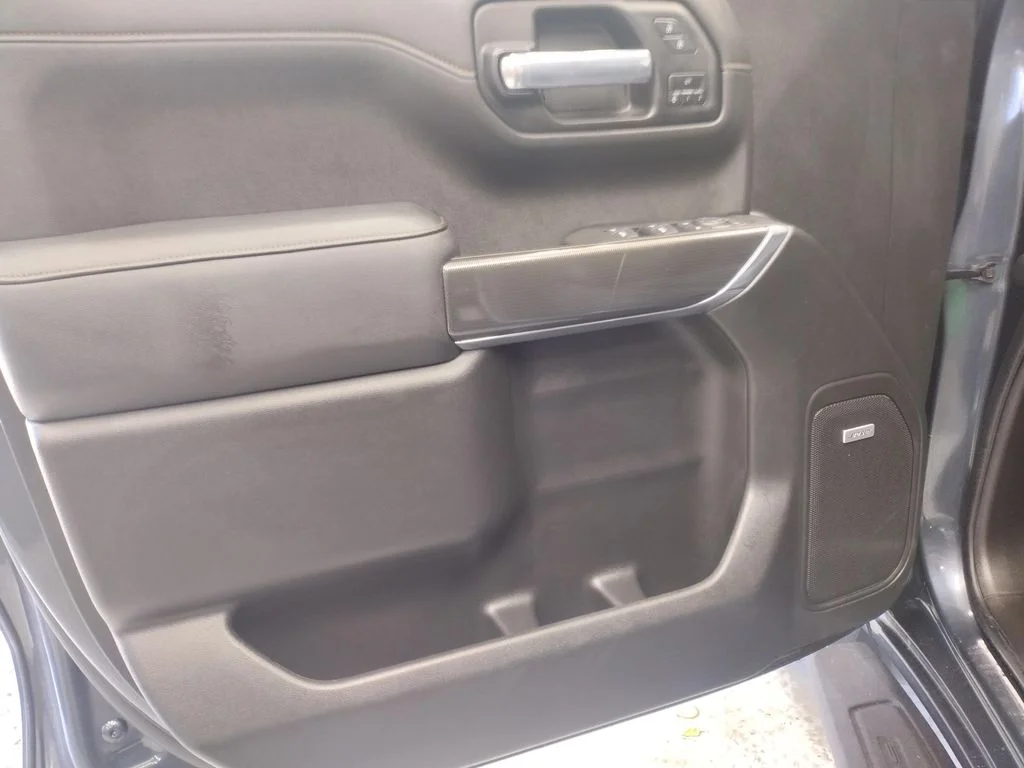 Used 2021 Blue GMC AT4 image 25