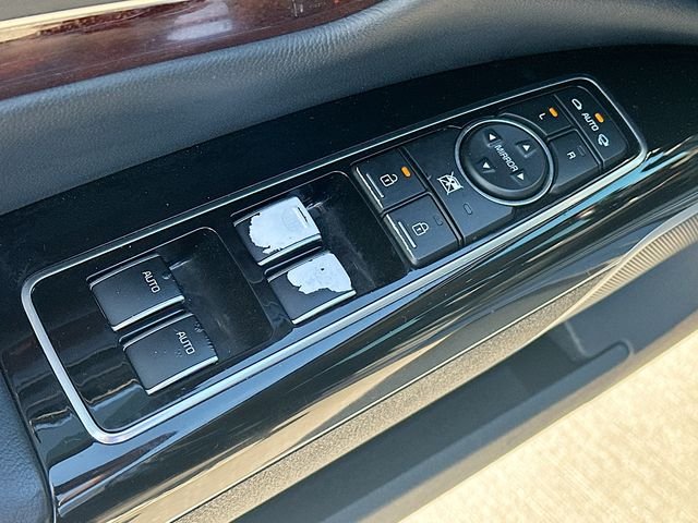 Used 2015 Blue Kia Luxury image 18
