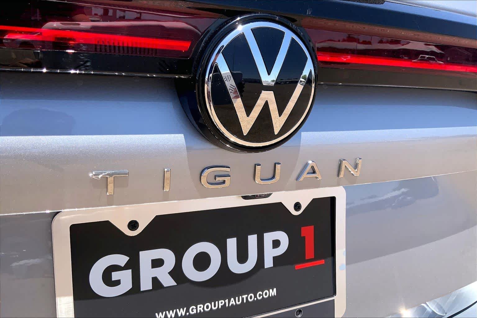 New 2026 Pyrite Silver Metallic Volkswagen S image 15