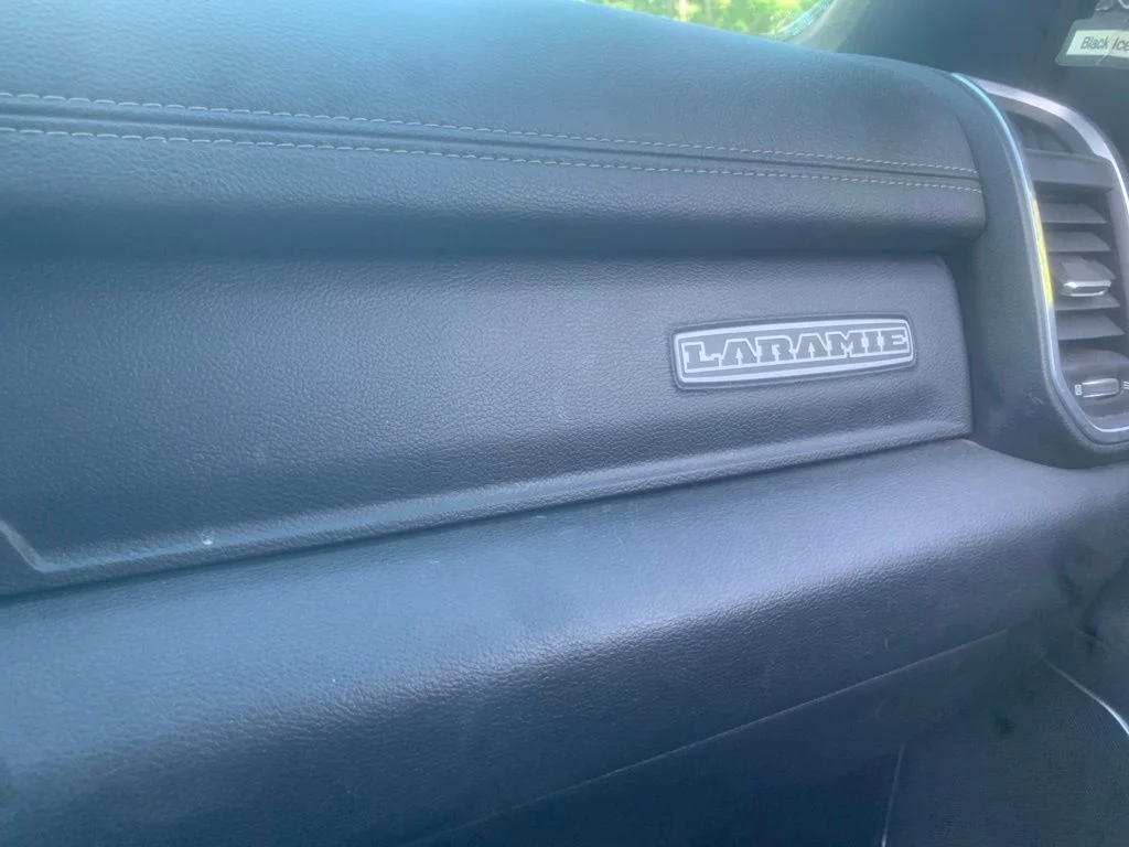 Used 2019 Diamond Black Crystal Pearlcoat Ram Laramie image 23