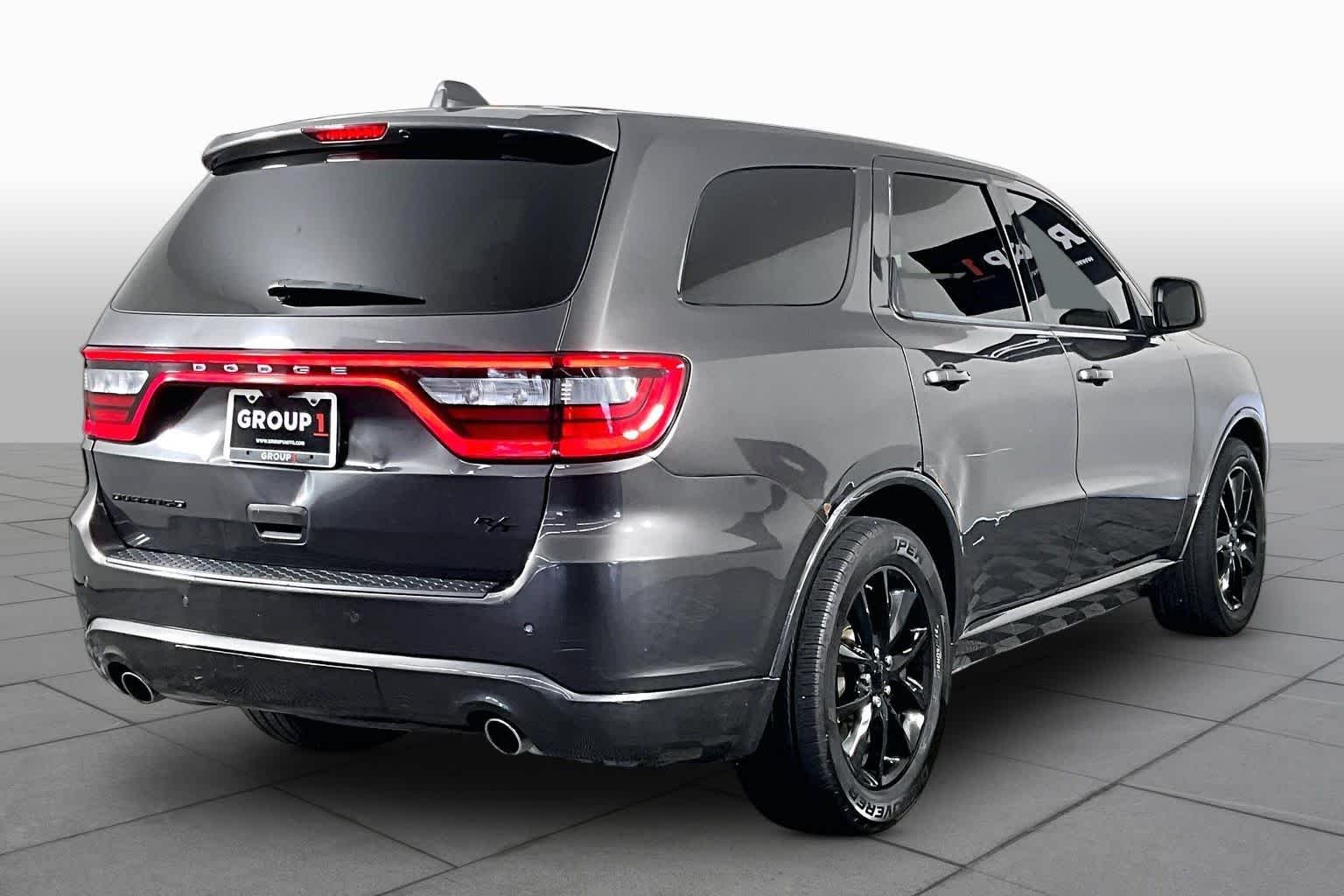 Used 2018 Granite Clearcoat Dodge R/T image 12
