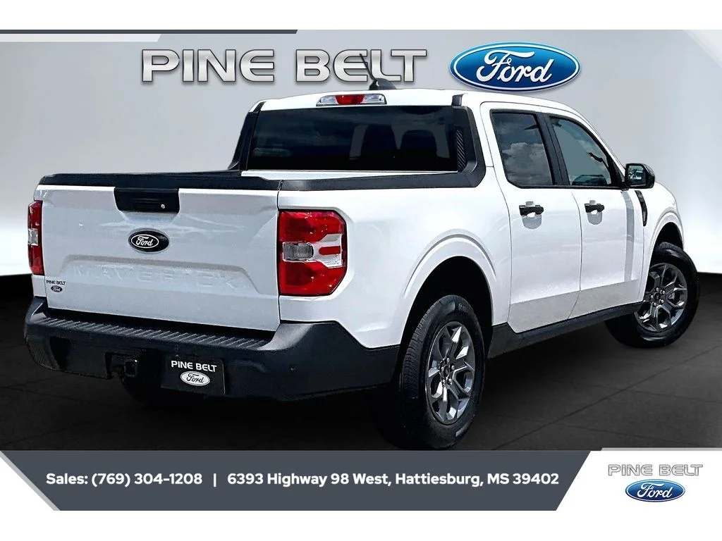 New 2026 Oxford White Ford XLT image 11