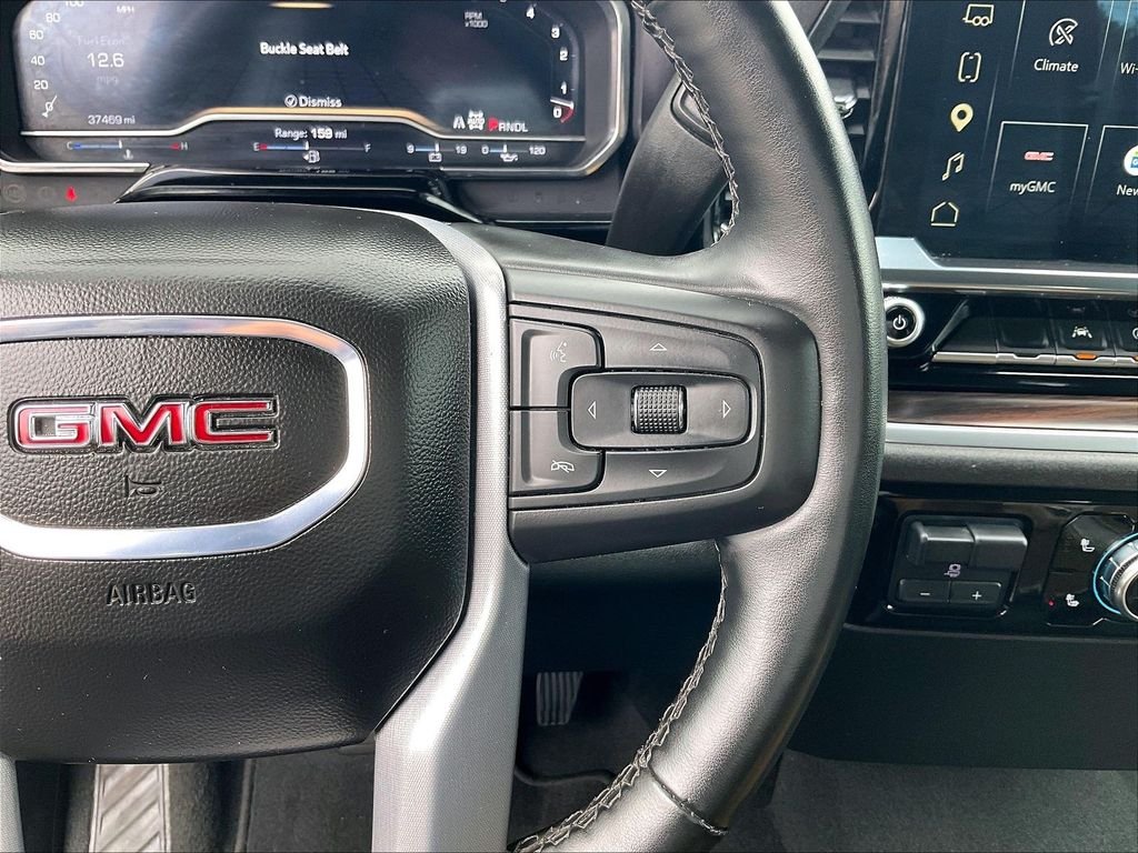 Used 2025 Silver GMC SLT image 22