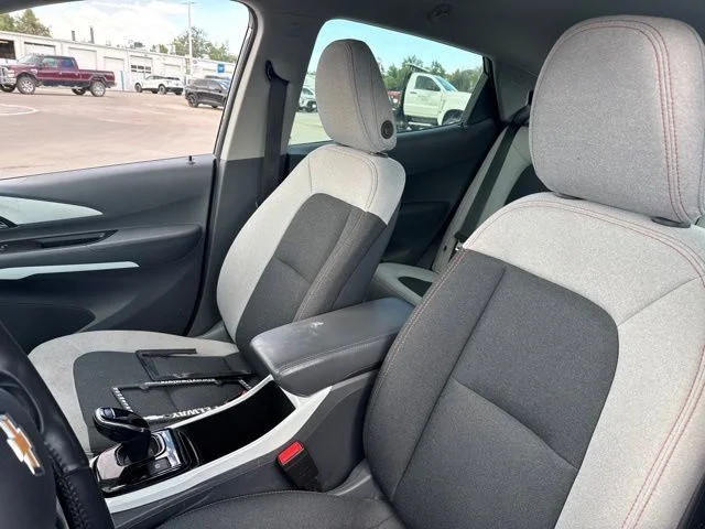 Used 2021 Gray Chevrolet LT image 10
