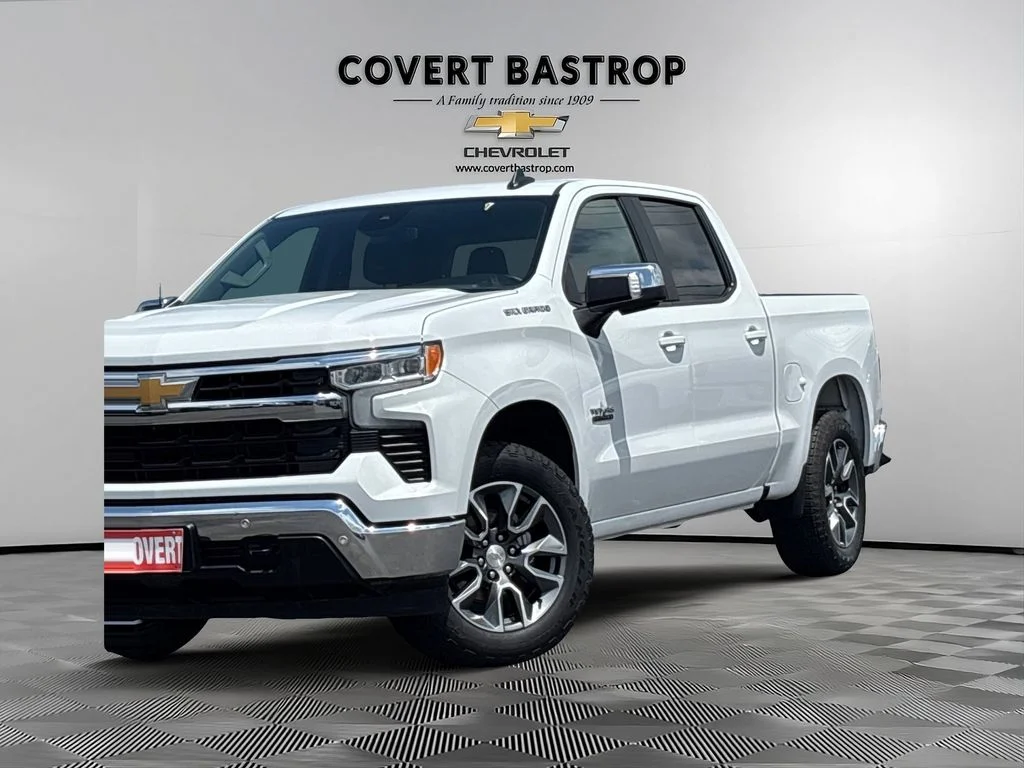 Used 2024 White Chevrolet LT image 3