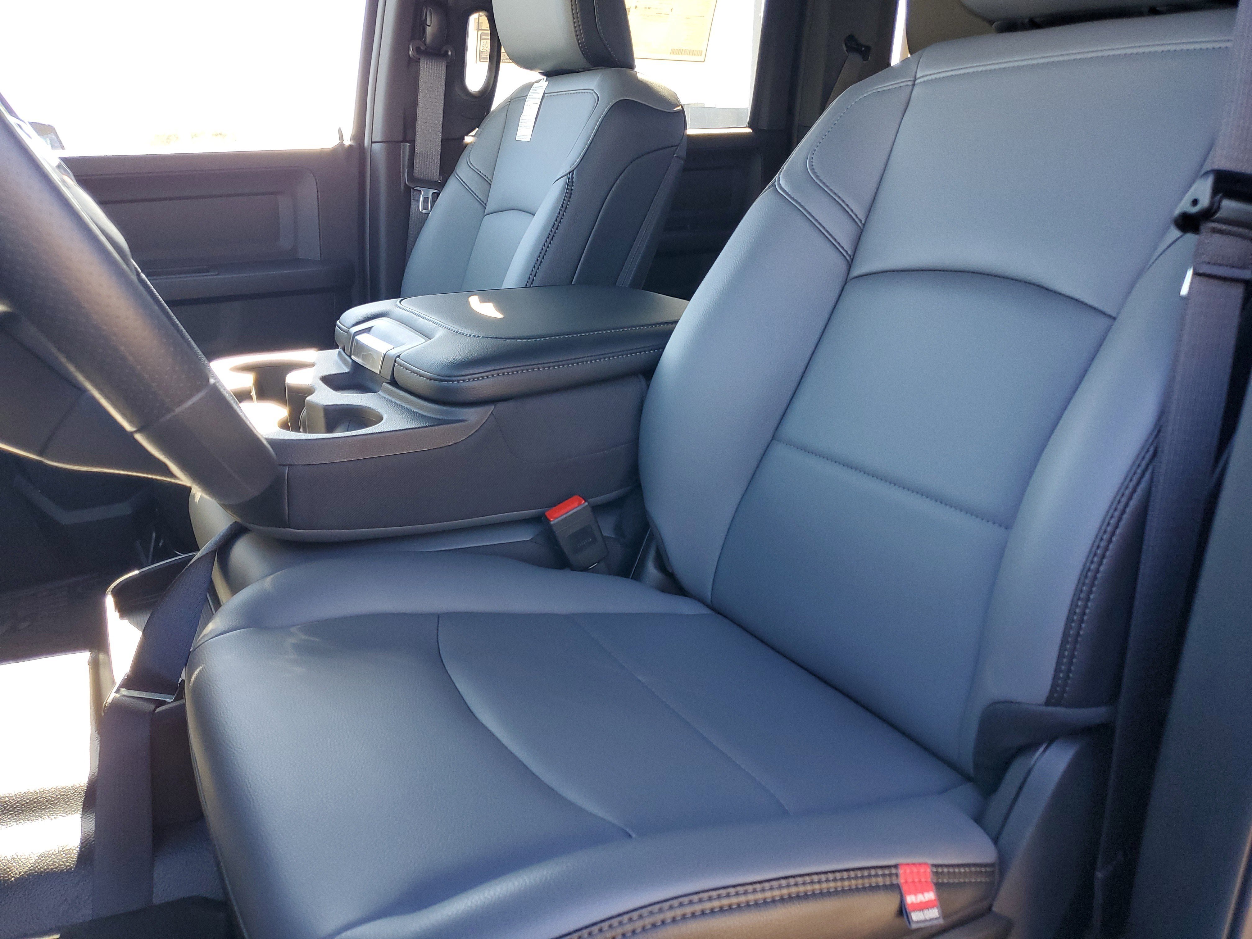 2026 RAM 2500 Tradesman - Photo 10