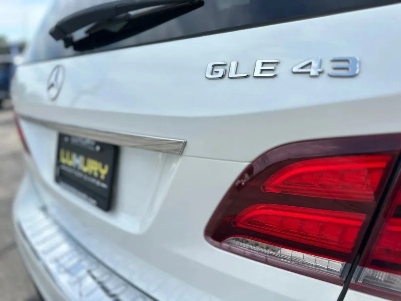 Used 2017 White Mercedes-Benz GLE 43 Sport Utility 4D image 11