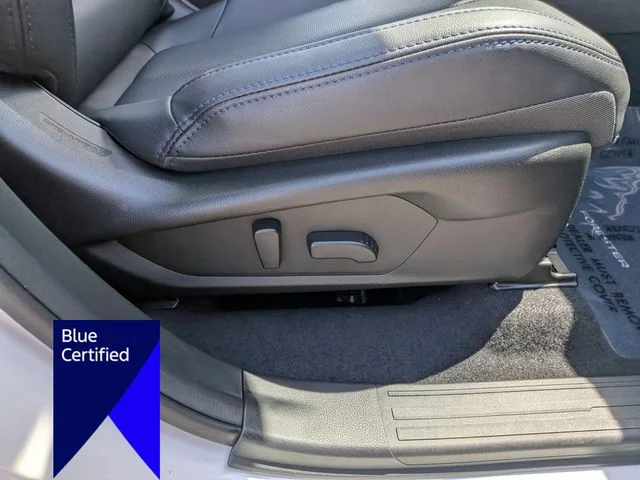 Used 2025 White Subaru Limited image 36