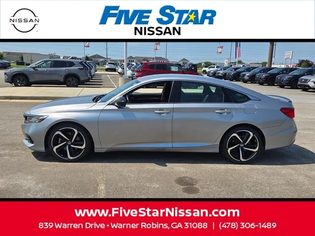 Used 2022  Honda Sport image 4