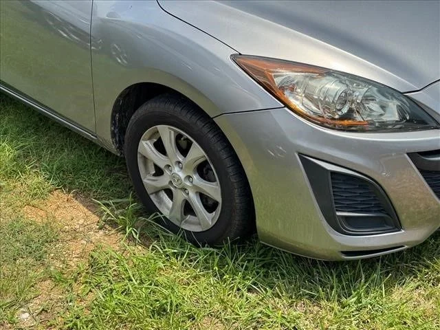 Used 2010 Silver Mazda i Touring image 11