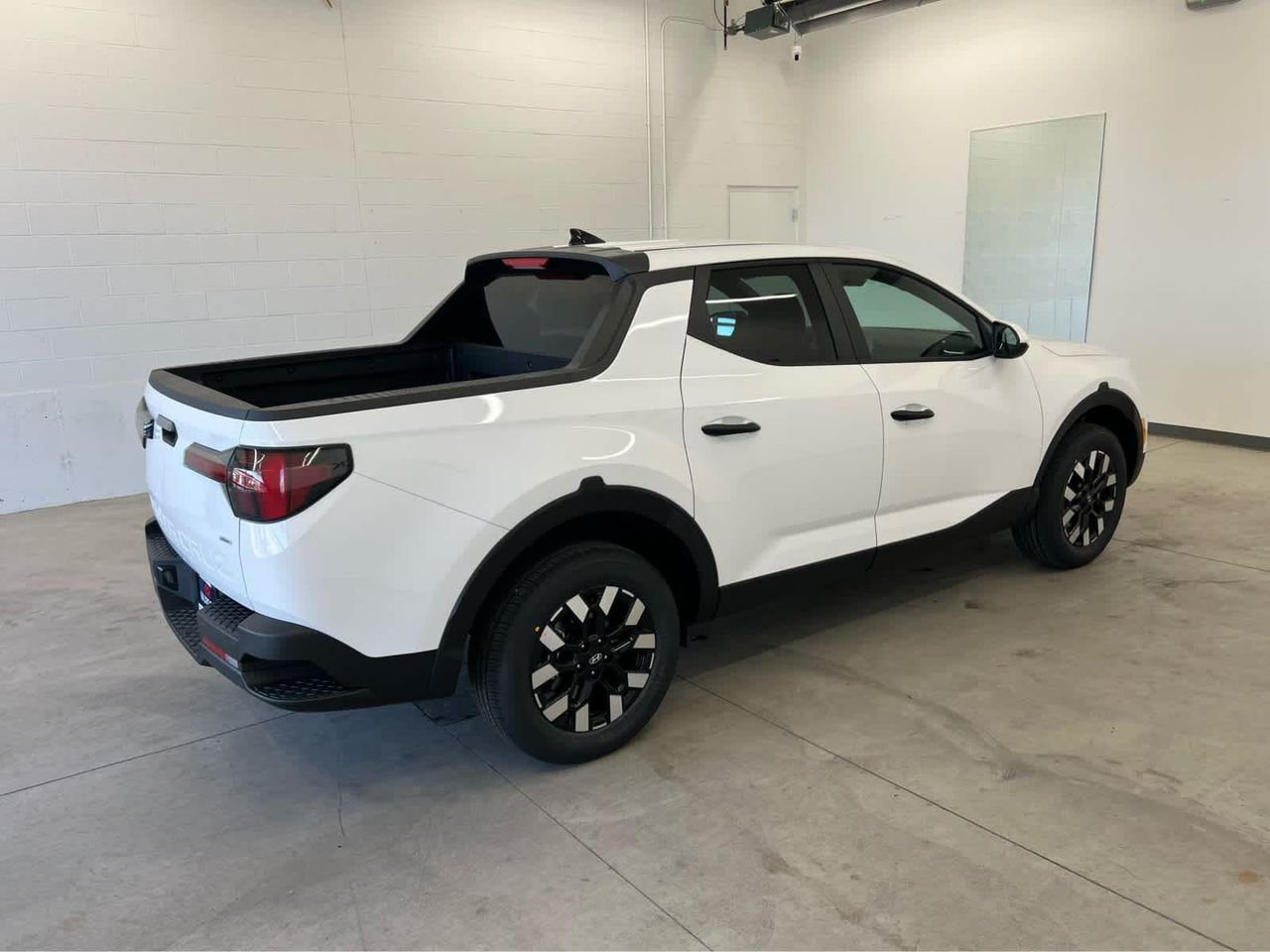 New 2026 Atlas White Hyundai SE AWD image 4