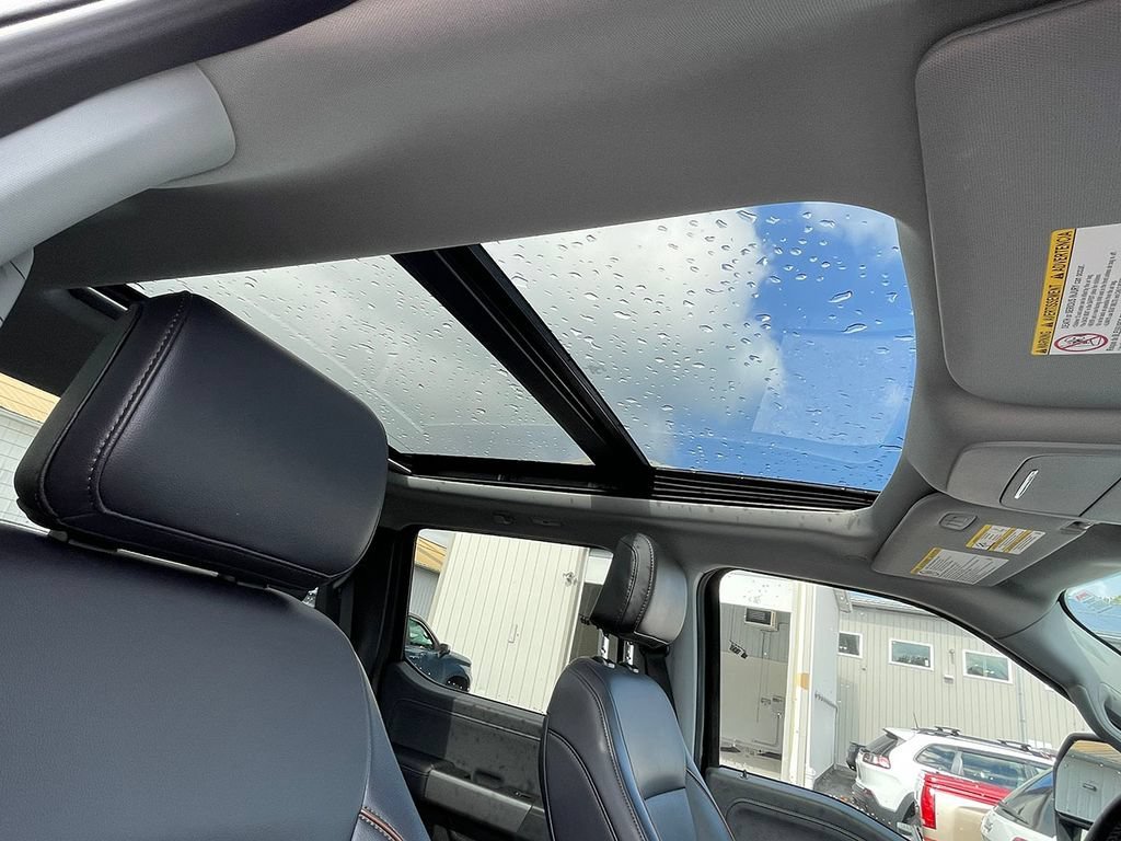 Used 2025 Blue Ford XL image 25
