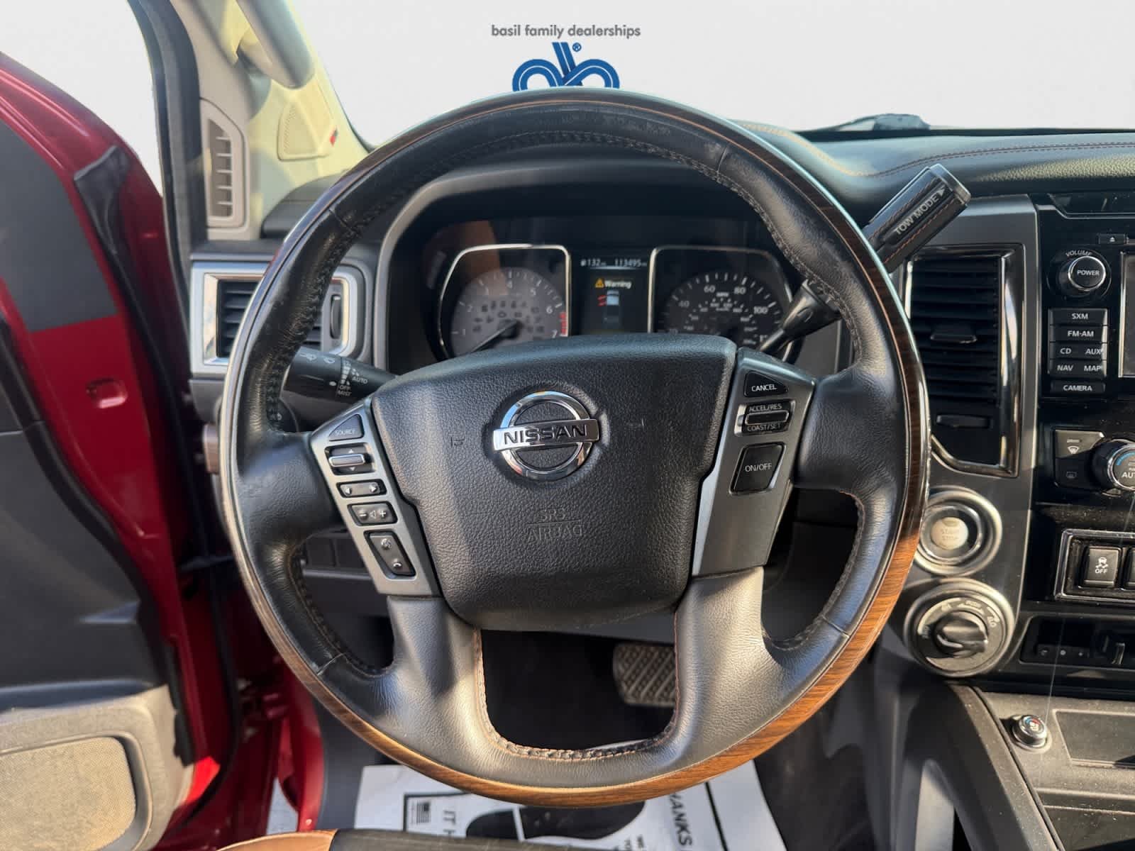 Used 2017 Cayenne Red Nissan Platinum Reserve image 13