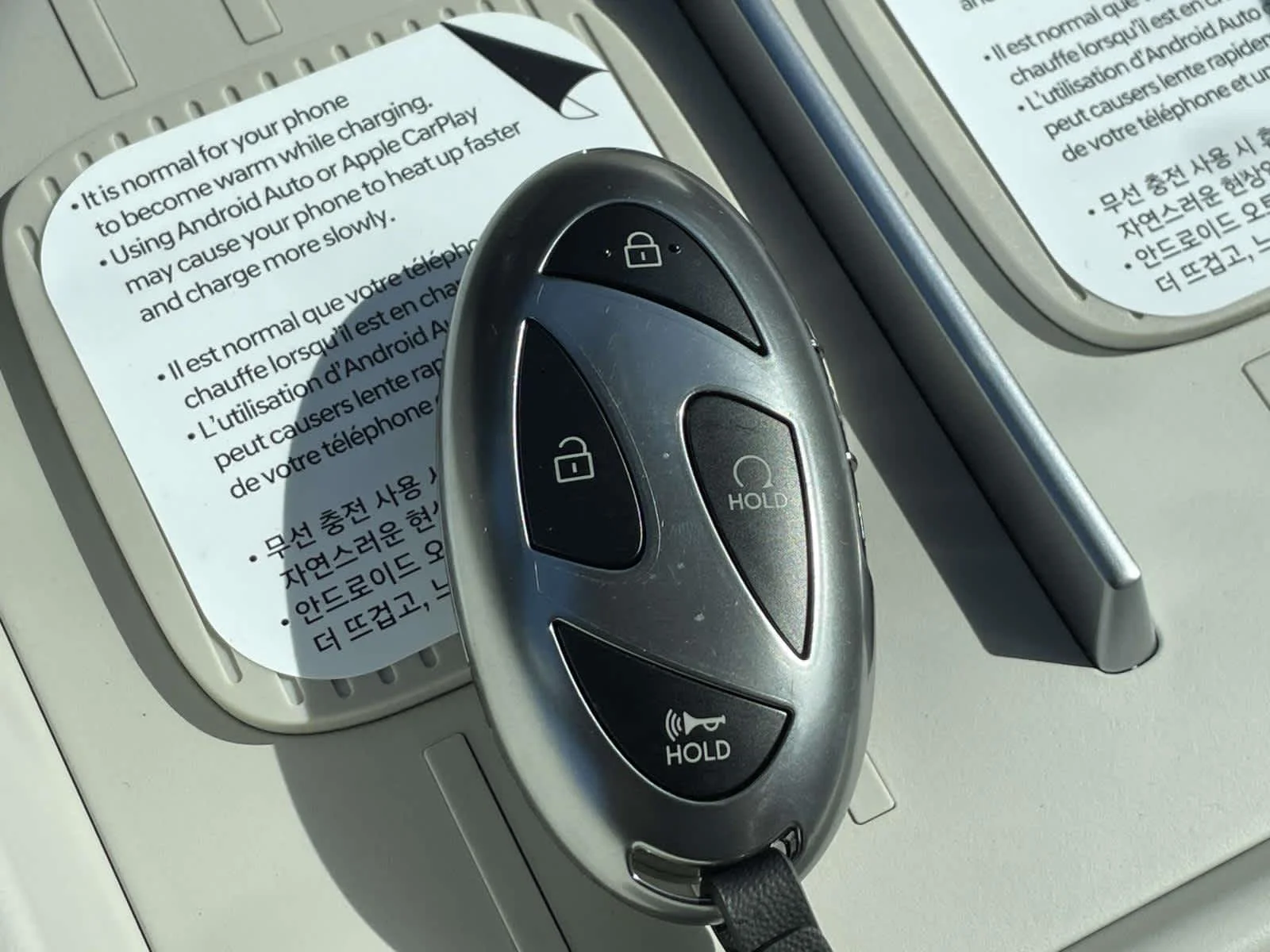 New 2026 Serenity White Hyundai Limited 6P image 36