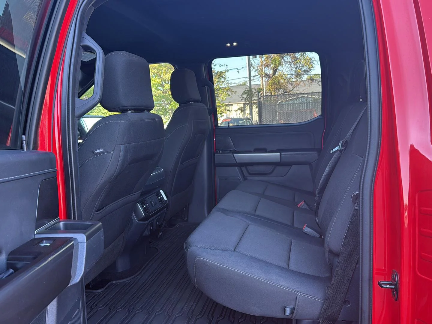 Used 2022 Race Red Ford XLT image 10