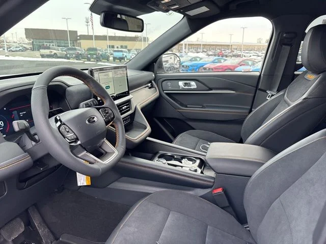 New 2026 Space White Metallic Ford Tremor® image 16