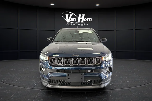 New 2026 Fathom Blue Pearl-Coat Exterior Paint Jeep Latitude image 2