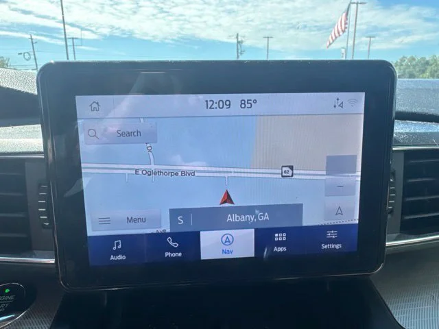 Used 2020 Red Ford XLT image 16