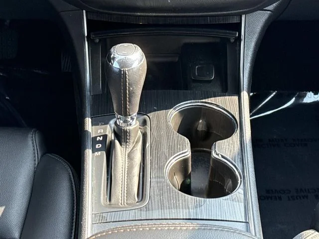 Used 2019 White Chevrolet LT image 20