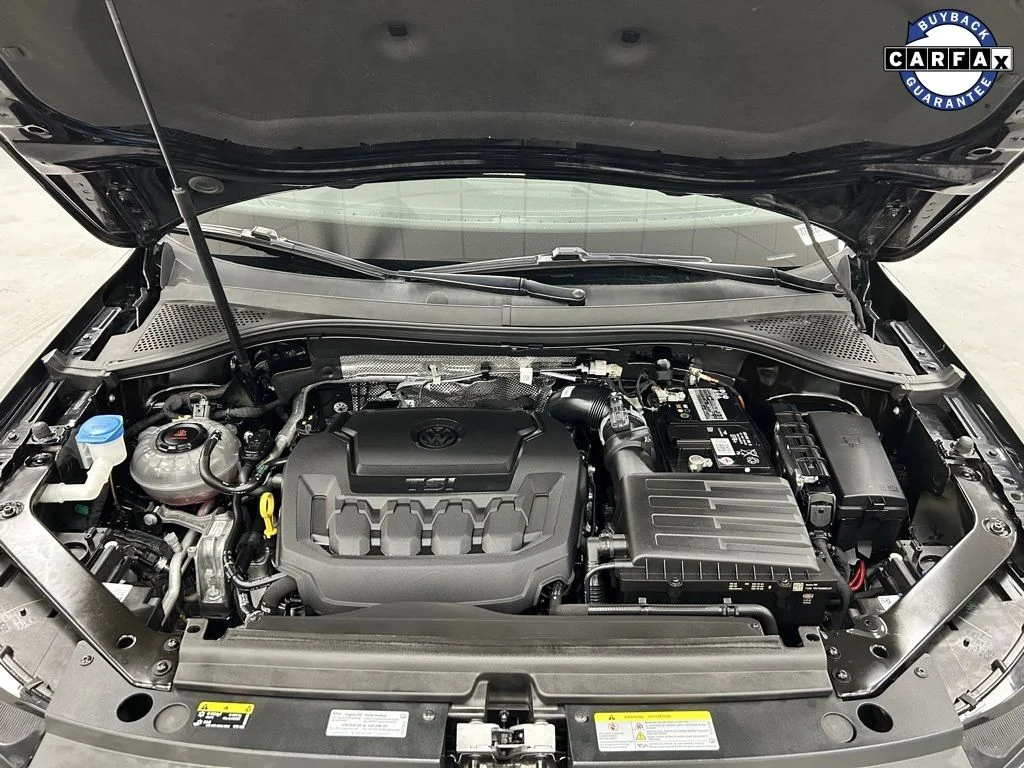 2022 Volkswagen Tiguan SE - Photo 19