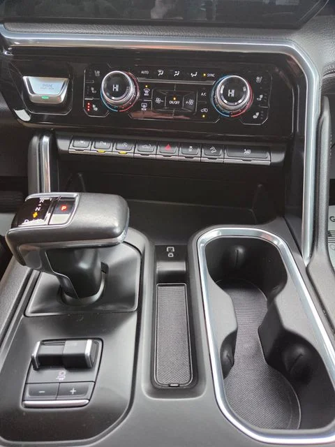 Used 2022 Onyx Black GMC Denali image 28