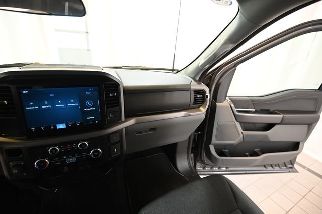 Used 2025 Gray Ford XLT image 27