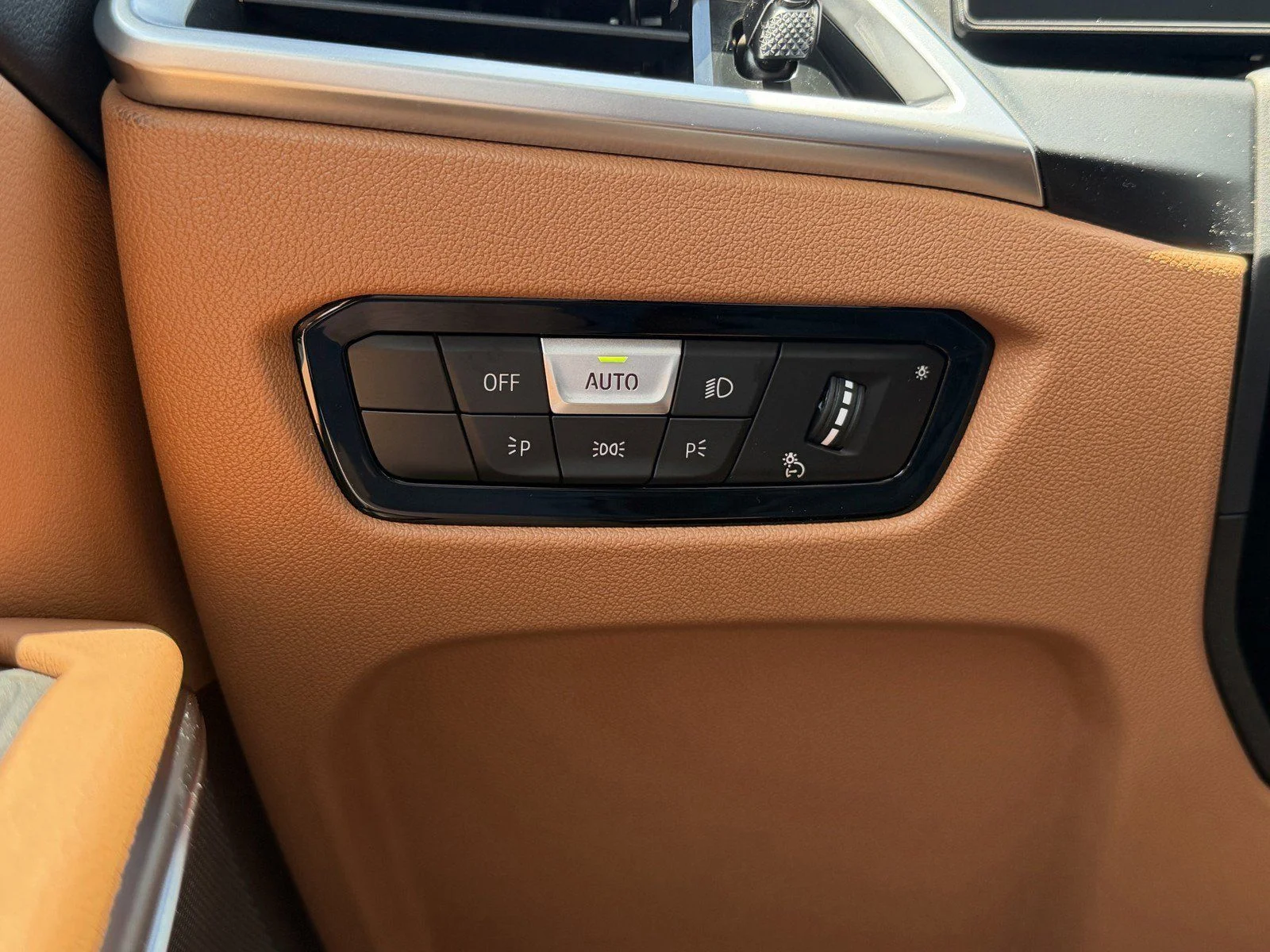 New 2026 Vegas Red Metallic BMW 330i image 28