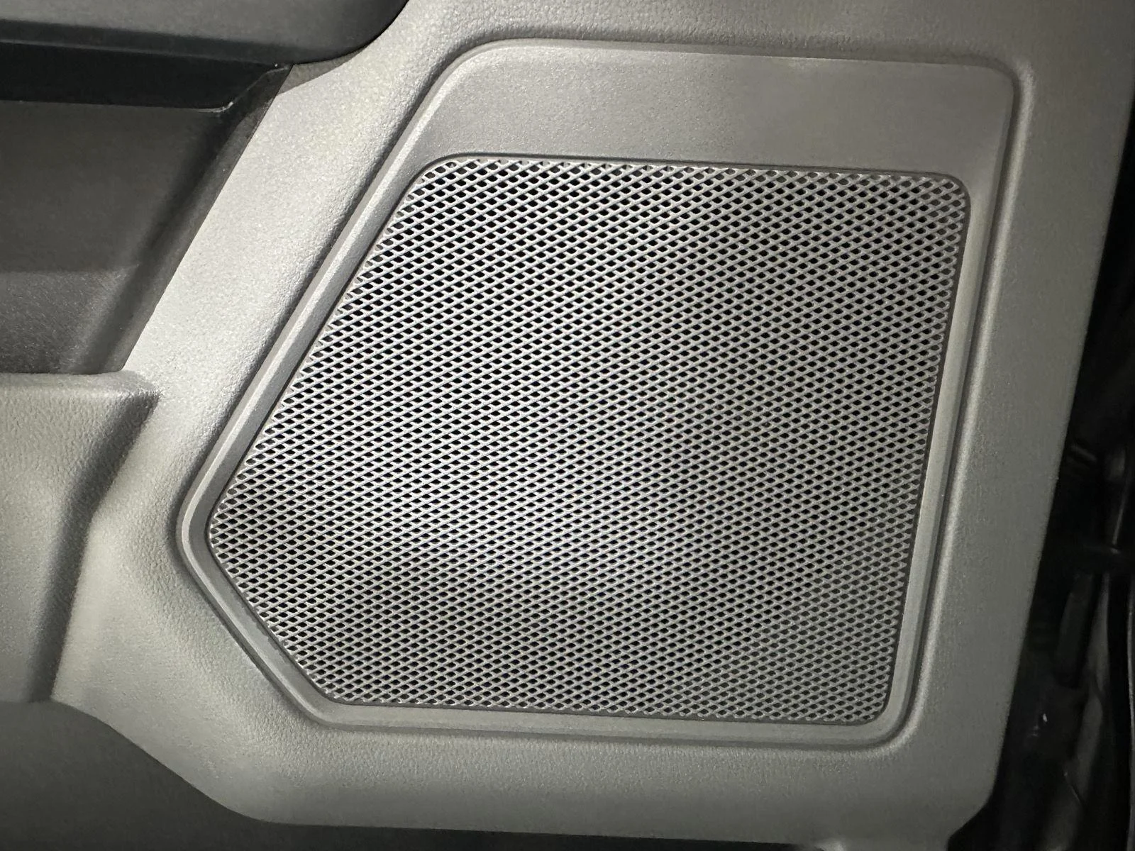 Used 2023 Agate Black Metallic Ford XL image 24