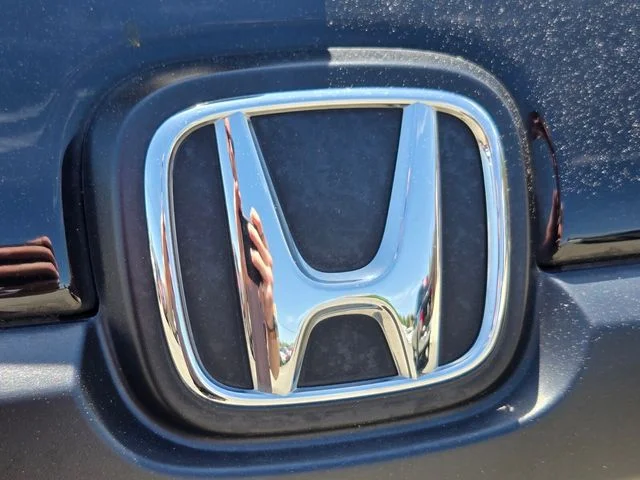 Used 2023 Black Honda EX-L image 19