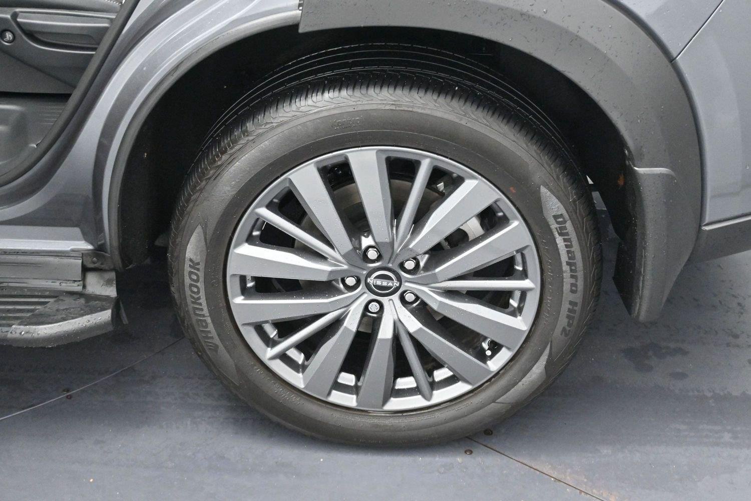 Used 2025 Gun Metallic Nissan SL image 30