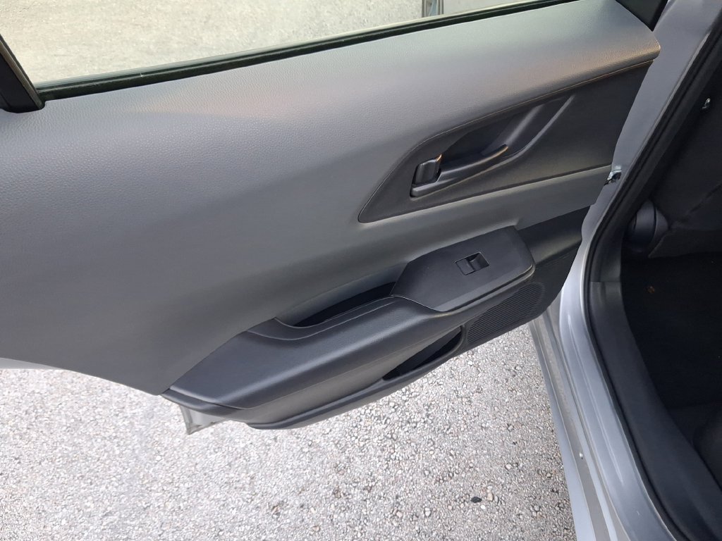 Used 2025  Toyota LE image 14