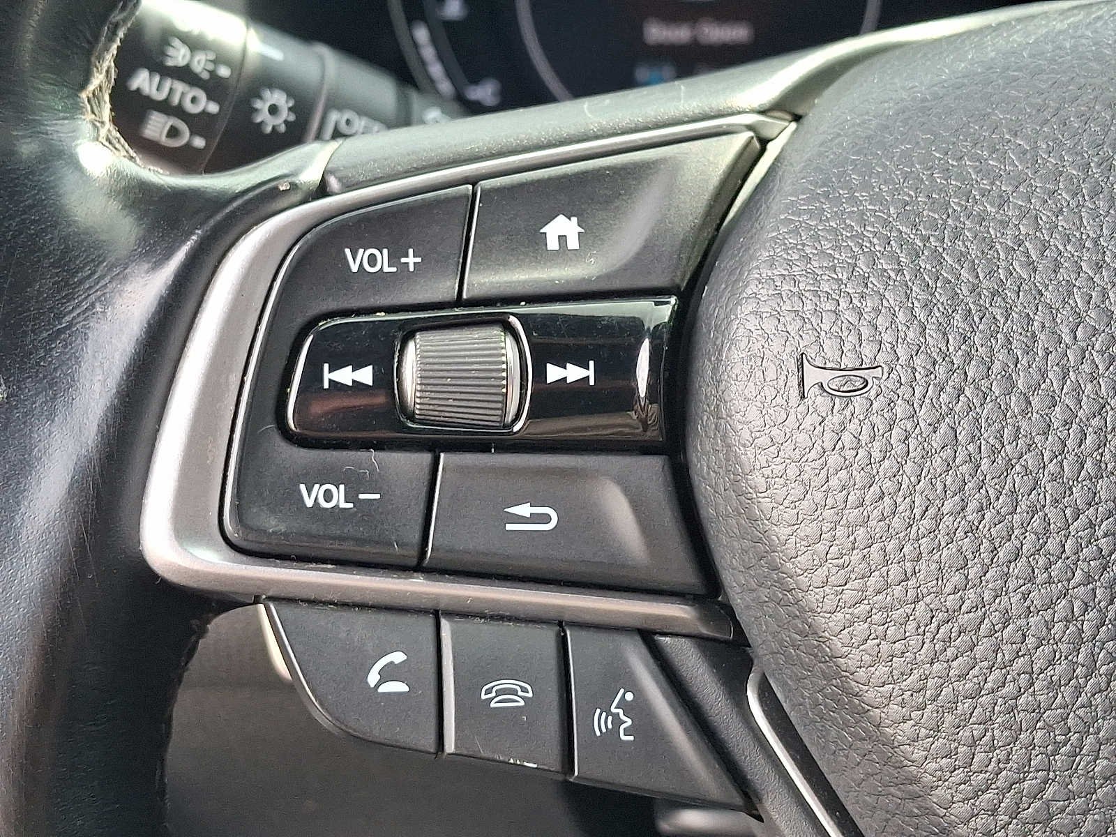 Used 2020 Lunar Silver Metallic Honda Sport image 21