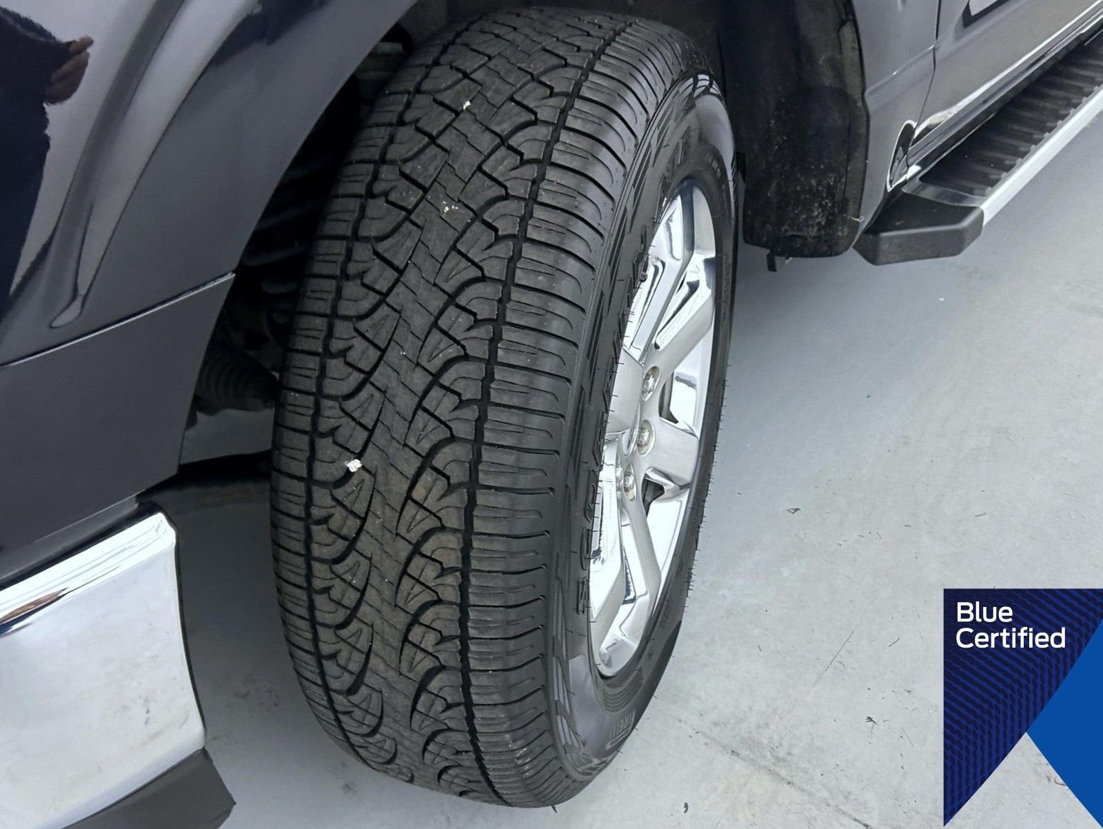 Certified Used 2023 Agate Black Metallic Ford Lariat image 24
