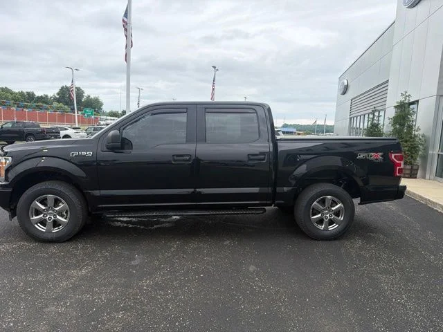 Used 2020 Black Metallic Ford XL image 7