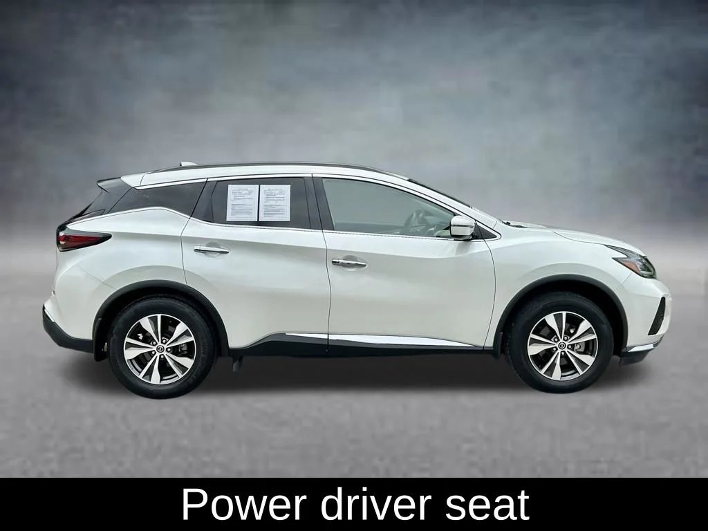 Used 2022 Pearl White Tri-Coat Nissan SV image 4
