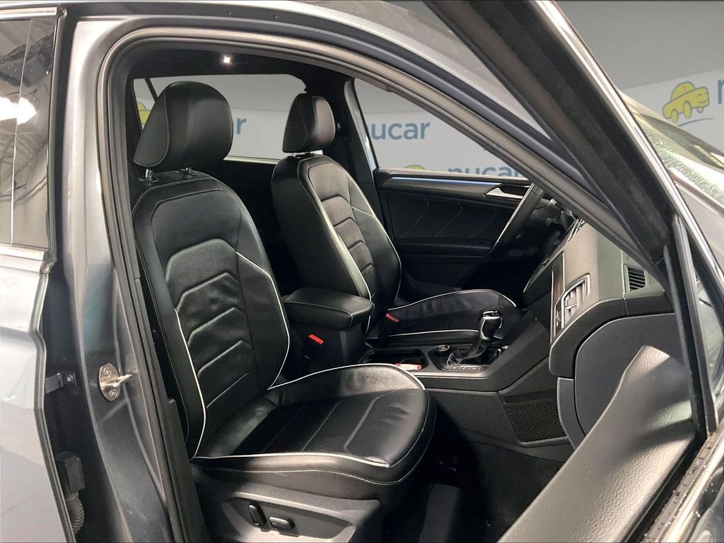Used 2022 Platinum Gray Metallic Volkswagen 2.0T SEL R-Line image 11
