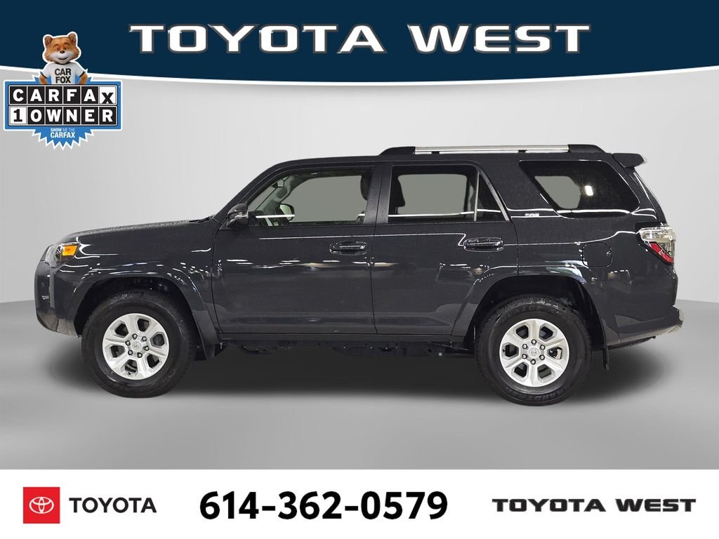Used 2024  Toyota SR5 Premium image 10