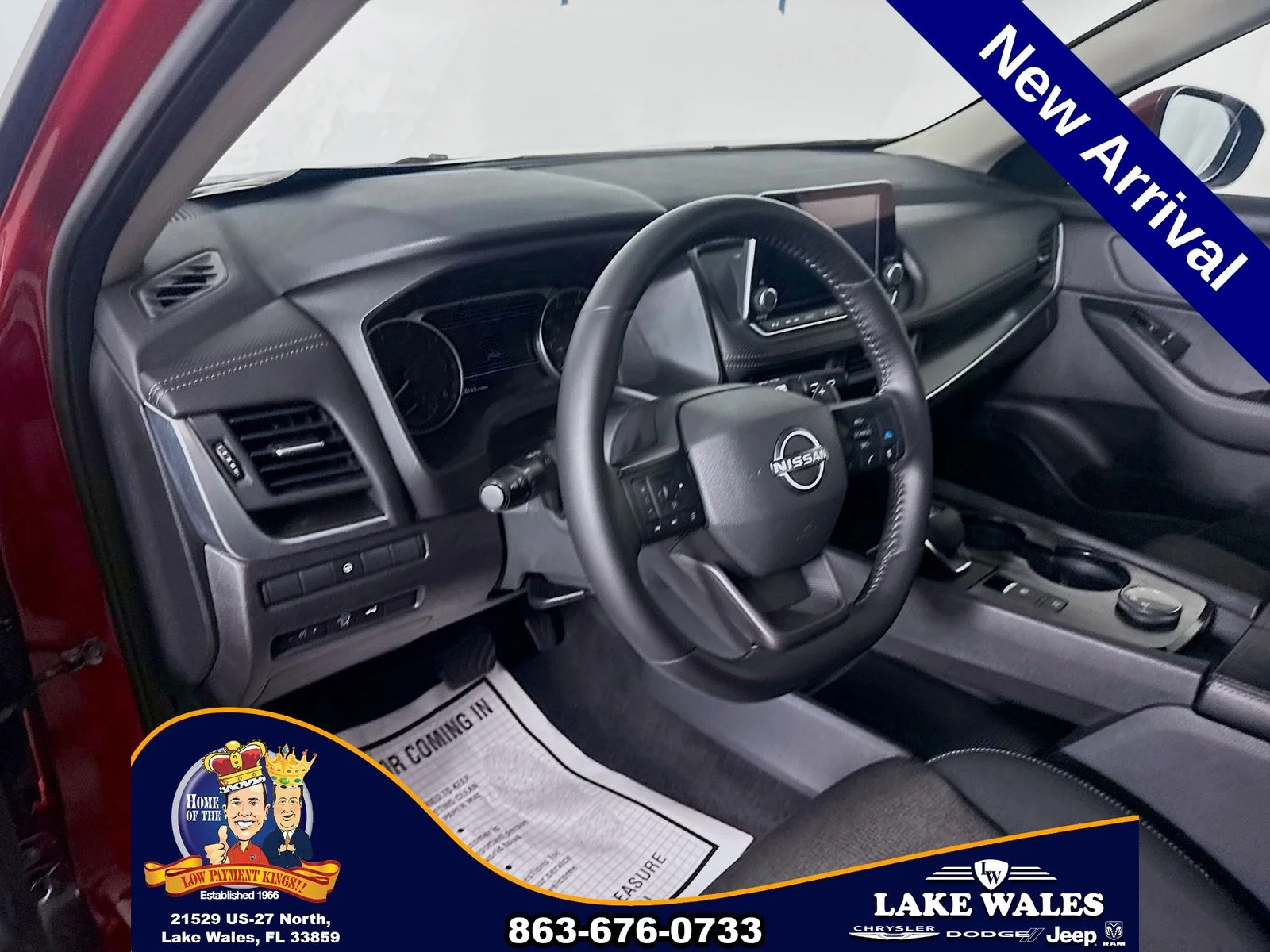 Used 2025 Red Nissan SV image 9