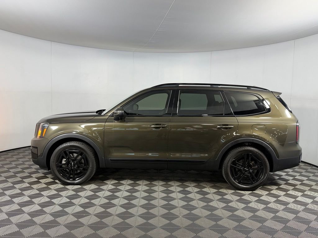 Certified Used 2024 Green Kia EX X-Line image 10