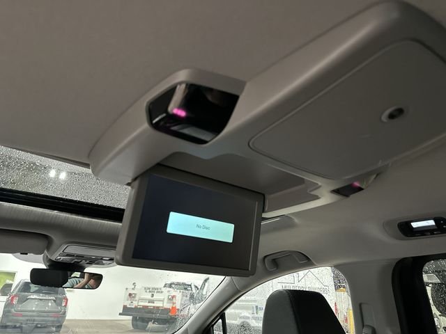 Used 2024 Crystal Black Pearl Honda Touring image 35