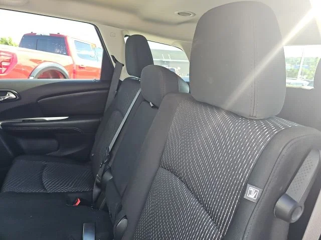 Used 2020 Gray Dodge SE image 14