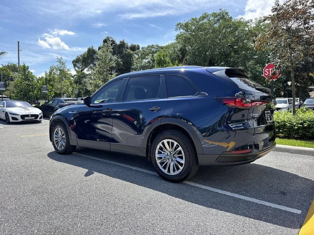 Used 2026 Deep Crystal Blue Mica Mazda 3.3 Turbo Select image 26